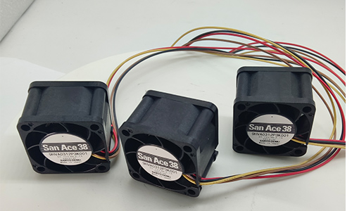 小空间大热量：山洋San Ace 38 9HVA系列 38×38×28mm 的DC轴流散热风扇，凭什么胜任通信设备核心散热？06